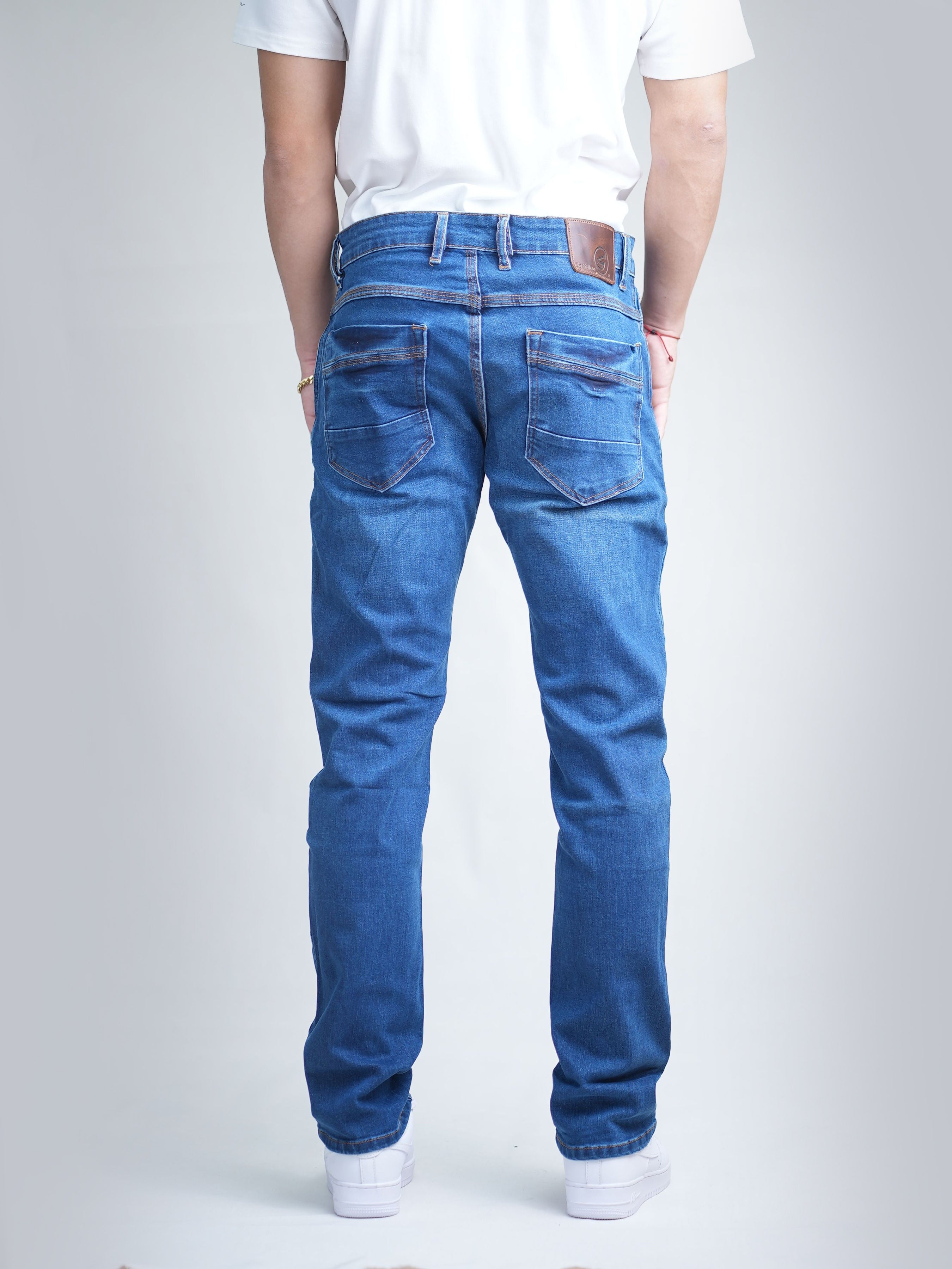 Jeans Azul Intermedio Clasico